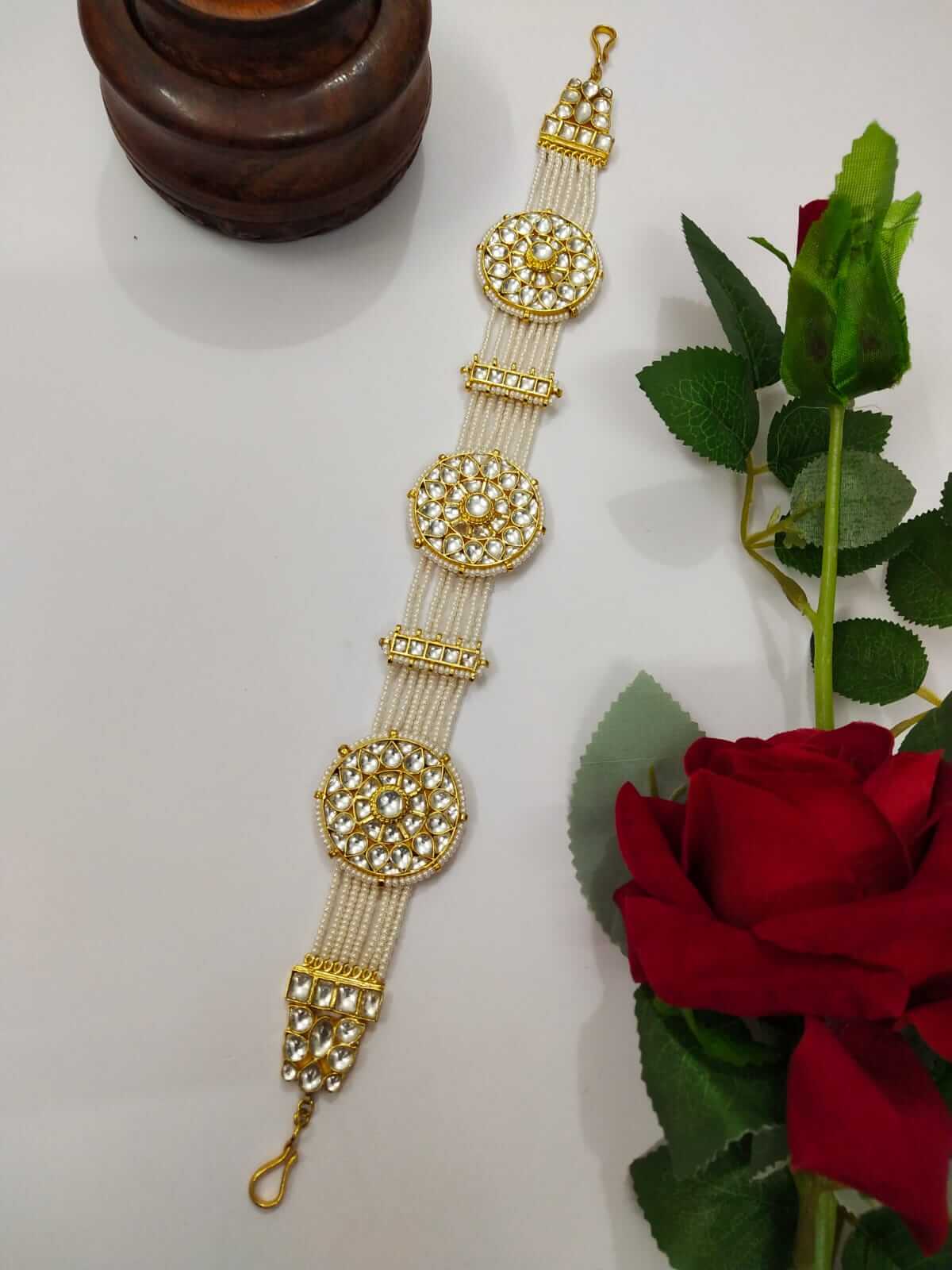 Kundan Sheeshpatti