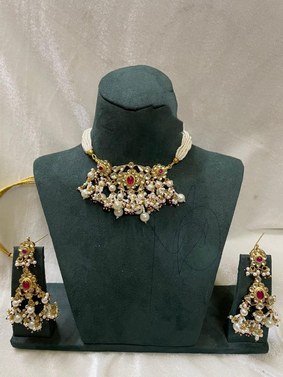 Kundan Necklace Set