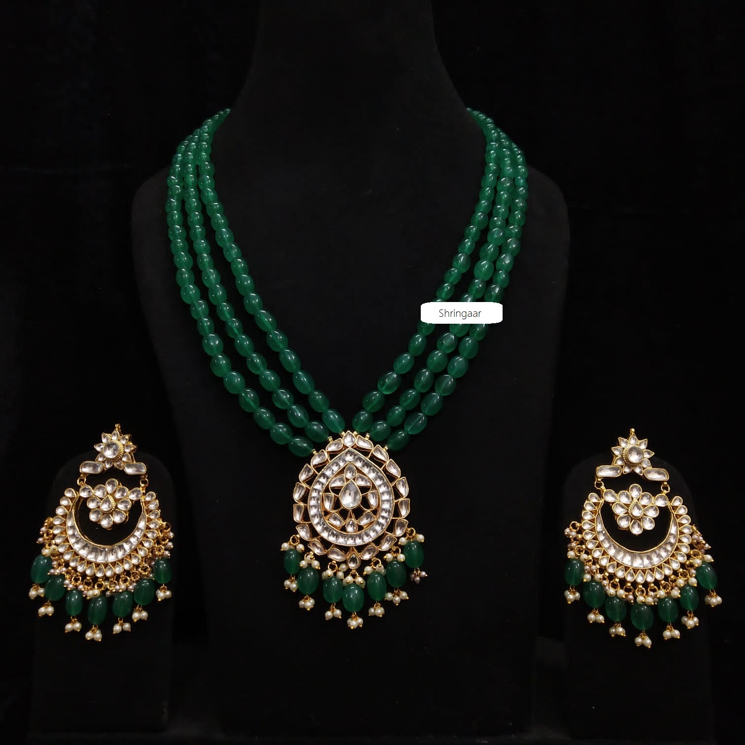 Designer Pendant Necklace Set